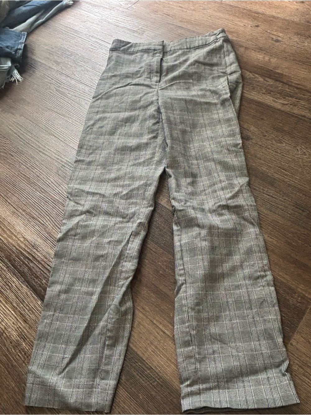 Dynamite Plaid Straight-Leg Women's Trousers in Gray